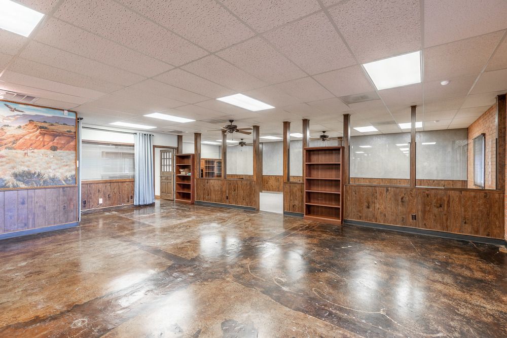 1507 13th St, Lubbock, TX 79401